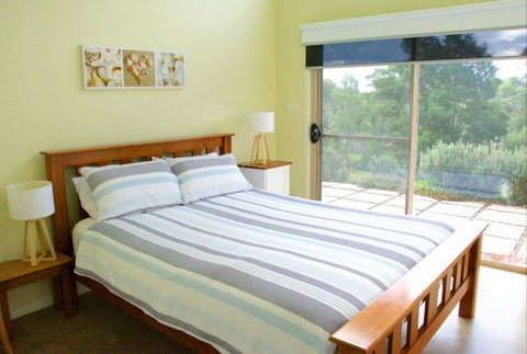 Tilba Coastal Retreat - Darwin Holiday 5