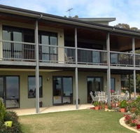 Tibooburra Bed and Breakfast Kalamunda - Darwin Holiday