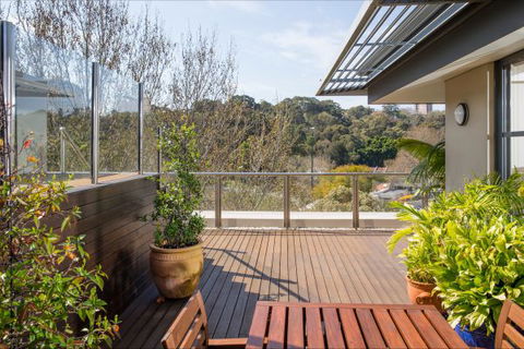 Trumper Loft - Darwin Holiday 1