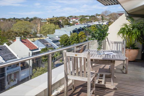 Trumper Loft - Darwin Holiday 4