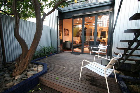 Two Five Zero / Richmond - Darwin Holiday 8