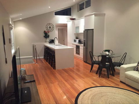 Water Front Dream - Vincentia Jervis Bay - Darwin Holiday 1