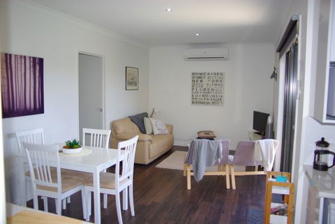 Yalooka Farm - Darwin Holiday 2