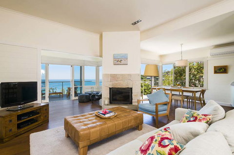 BetinaKing - Darwin Holiday 3