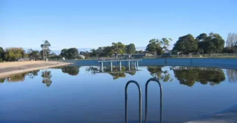 Millicent Lakeside Caravan Park - Darwin Holiday 7