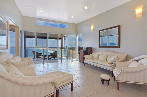 Albatross - Darwin Holiday 2