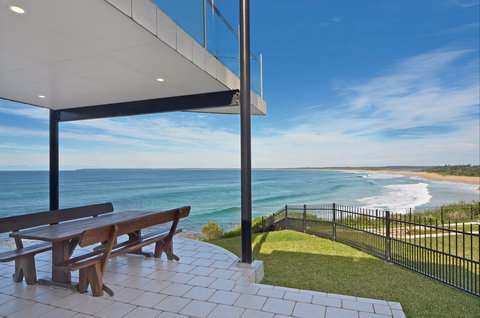 Albatross - Darwin Holiday 8