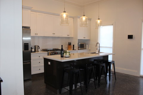 Barossa Bed And Breakfast - Darwin Holiday 1