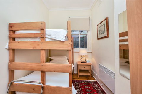 Carlson Terrace - Darwin Holiday 9