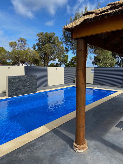 Ceduna Foreshore Caravan Park - Darwin Holiday 1