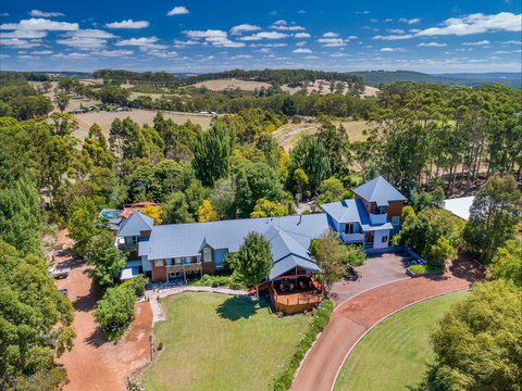 Chimes Spa Retreat - Darwin Holiday 0