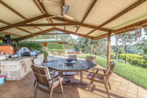 Coach House Hill Cottage - Darwin Holiday 9