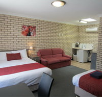 Cowra Crest Motel - Darwin Holiday
