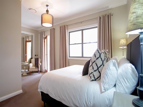 Degen Estate - Darwin Holiday 9