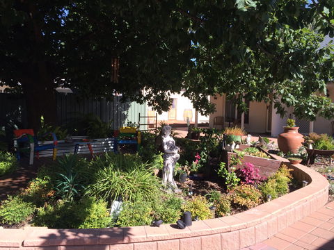 Hahndorf Oak Tree Cottages - Darwin Holiday 6