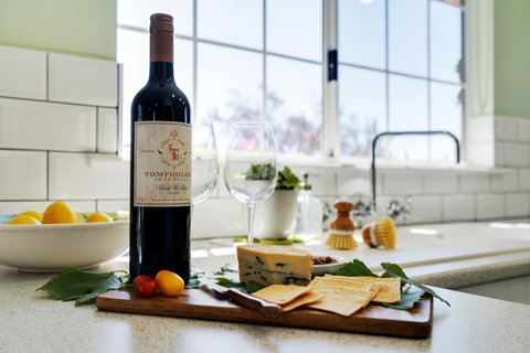 'In The Vines' Guest Cottage - Darwin Holiday 9