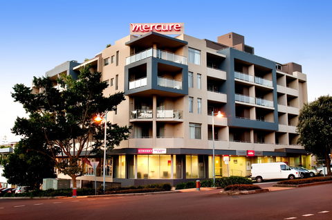 Mercure Centro Hotel Port Macquarie - Darwin Holiday 0