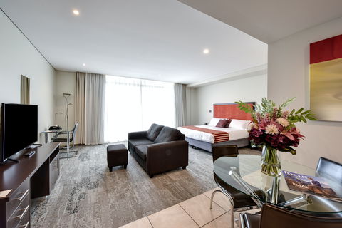 Mercure Centro Hotel Port Macquarie - Darwin Holiday 8