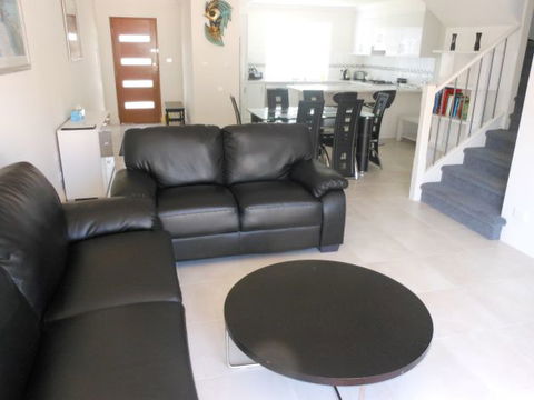 Oaklands Junction - Darwin Holiday 1