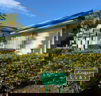 Obadiah Country Cottages - Darwin Holiday