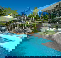 Port Douglas Getaways - The White Oasis - Darwin Holiday