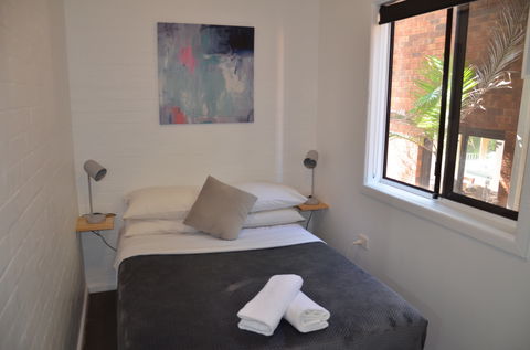 Sandy Bottoms Guesthouse - Darwin Holiday 5