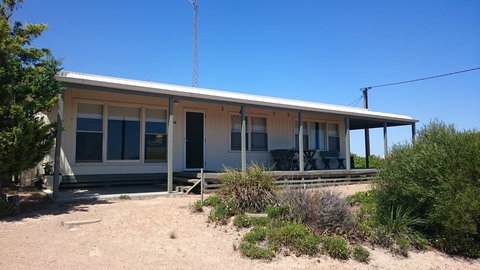 Sea Story - Darwin Holiday 0