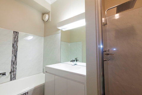 Summit 9 - Darwin Holiday 7