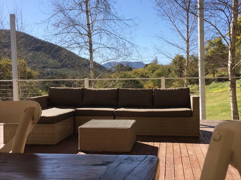 The Evening Star - Darwin Holiday 7