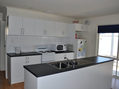 The Dwicke - Darwin Holiday 1