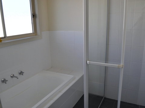 The Dwicke - Darwin Holiday 8