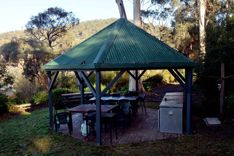 The Great Ocean Road Cottages And Backpackers - Darwin Holiday 9