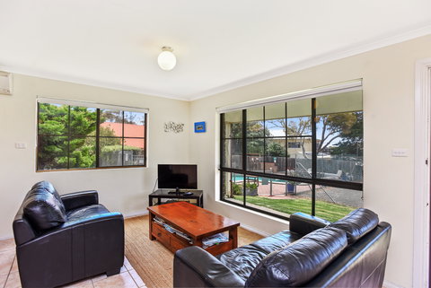 Unit 3, 5-/ Surf Avenue, Carrickalinga - Darwin Holiday 0