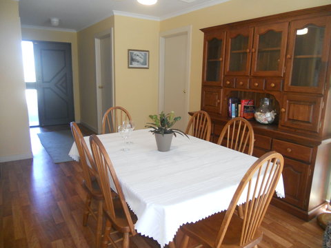 Wellington East Marina - Darwin Holiday 7