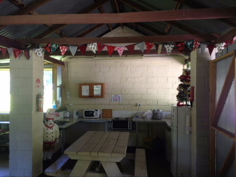 Yackandandah Holiday Park - Darwin Holiday 2