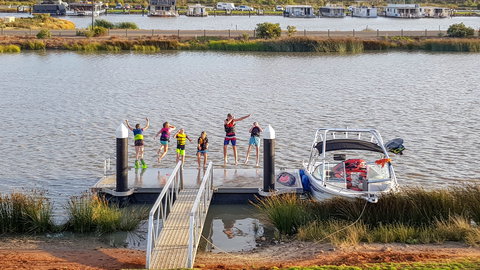 96 Marina Way Mannum Waters - River Shack Rentals - Darwin Holiday 1