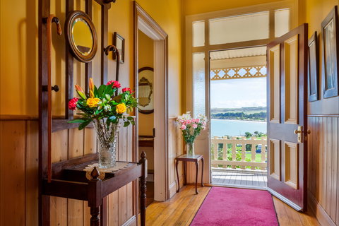 Abbey's Spa Cottage - Darwin Holiday 2