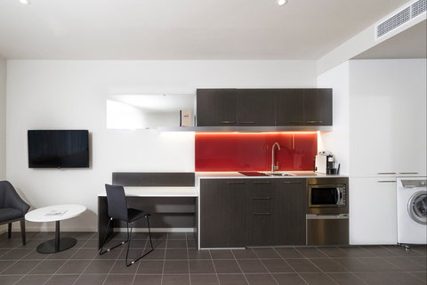 Abode Woden - Darwin Holiday 2