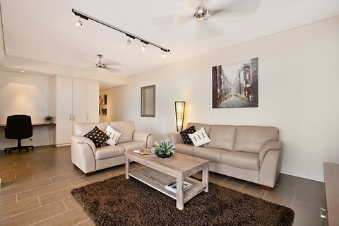 Ananya Executive - Darwin Holiday 2