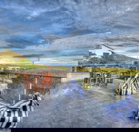 Blue Waves - Darwin Holiday