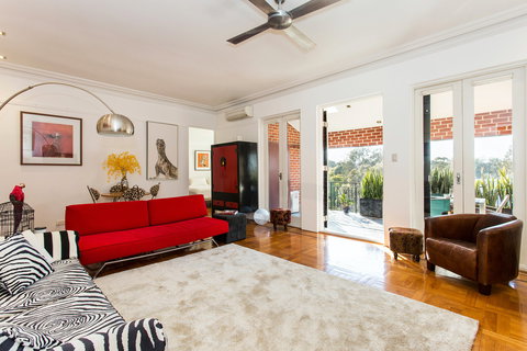 Boutique Apartment Redfern - Darwin Holiday 2