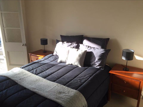 Bowning Hotel Accommodation - Darwin Holiday 0