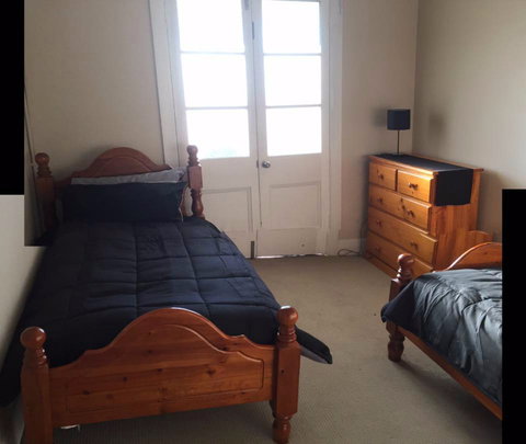 Bowning Hotel Accommodation - Darwin Holiday 1