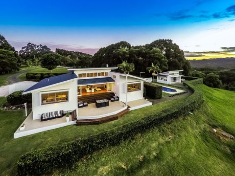 Byron's Brae - Darwin Holiday 0