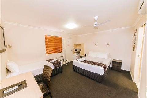 Citywalk Motor Inn Rockhampton - Darwin Holiday 3