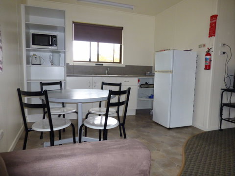Country Style Caravan Park - Darwin Holiday 5