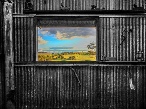 DCs Madra - Darwin Holiday 0