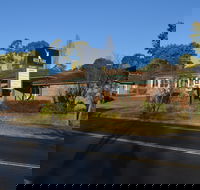 Deer Park Motor Inn Armidale - Darwin Holiday