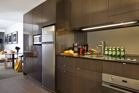 East Hotel + Apartments - Darwin Holiday 1