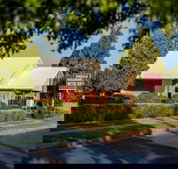 Emerald Maraboon Motor Inn - Darwin Holiday